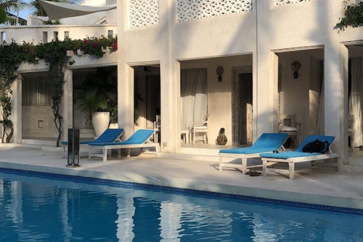 Pool 27 of 61