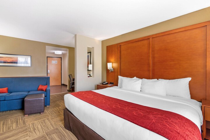 Room 26 of 46