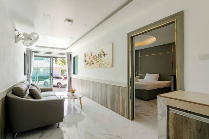 Room 90 of 154