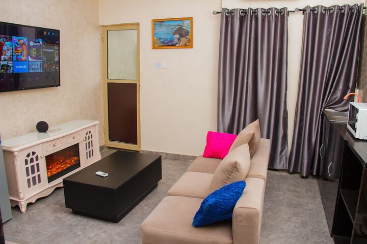 Room 8 of 20