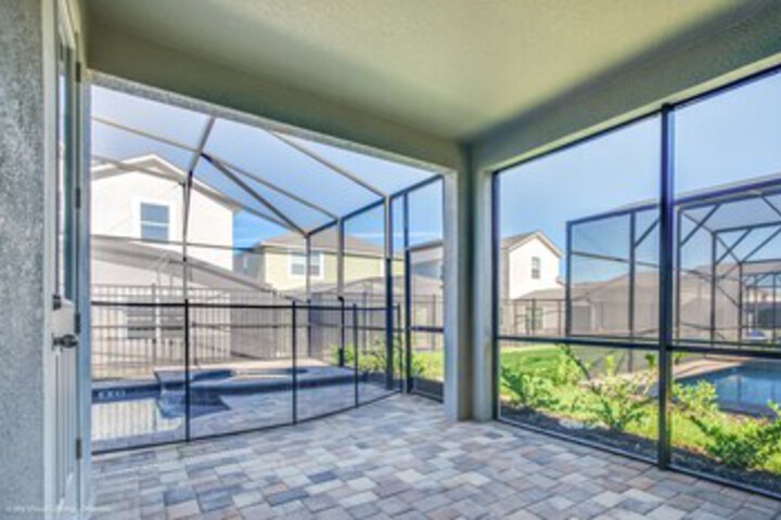 Terrace/Patio 2 of 64