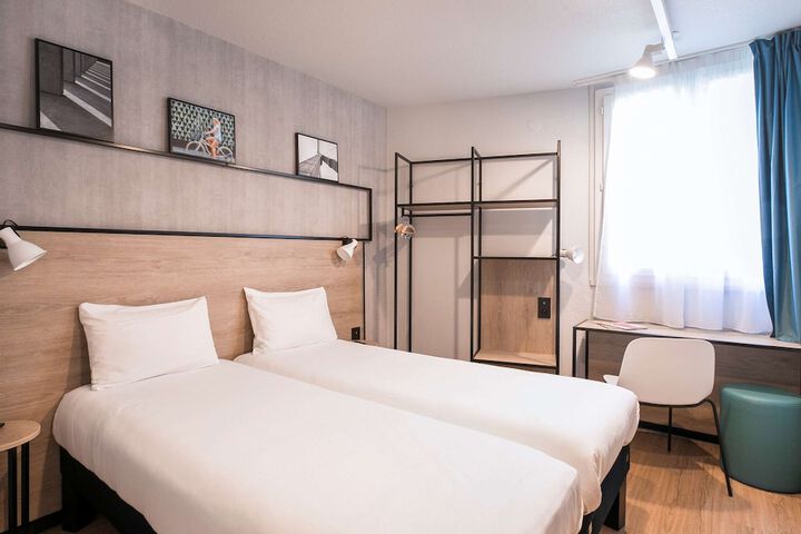 Room 29 of 134