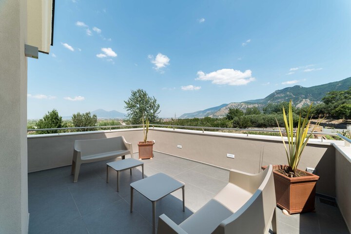 Terrace/Patio 15 of 43