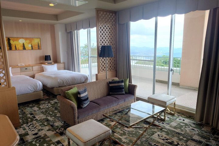 Room 11 of 46