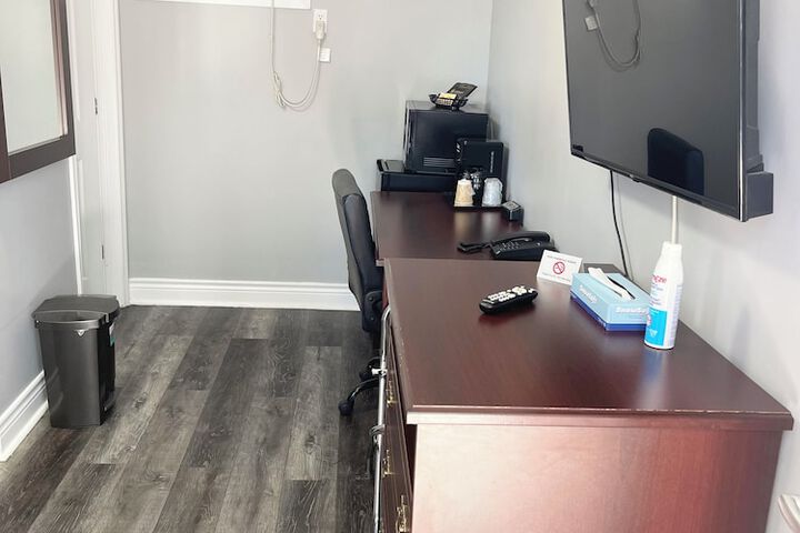 Room 10 of 55