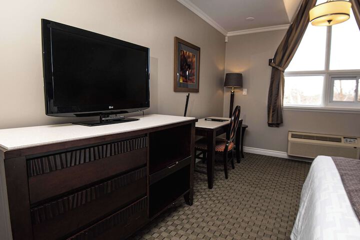 Room 20 of 46