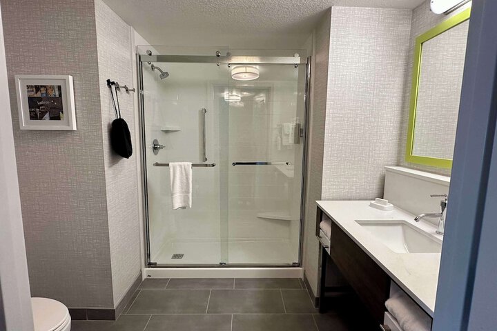 Bathroom shower