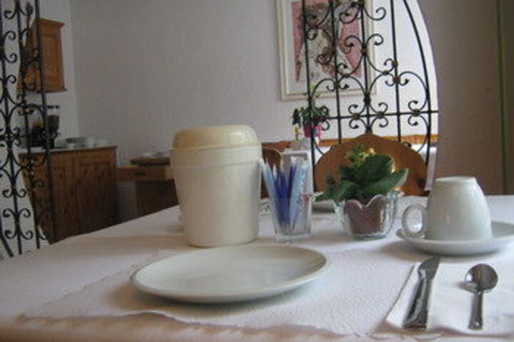 Dining 79 of 81