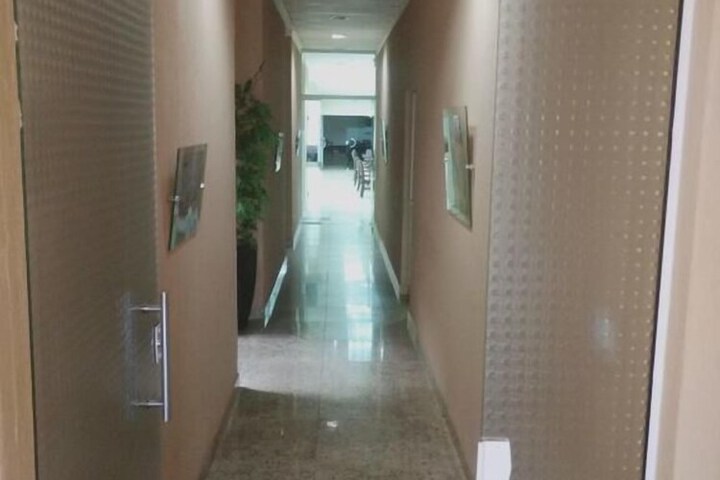 Ballroom/Hall 18 of 21