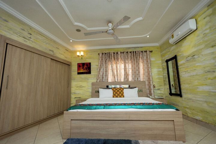 Room 53 of 130