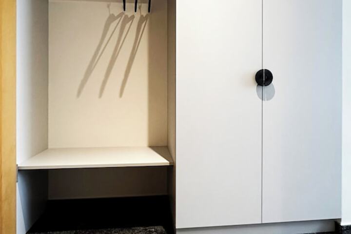 Room 25 of 108