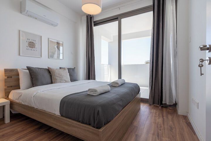Room 48 of 210