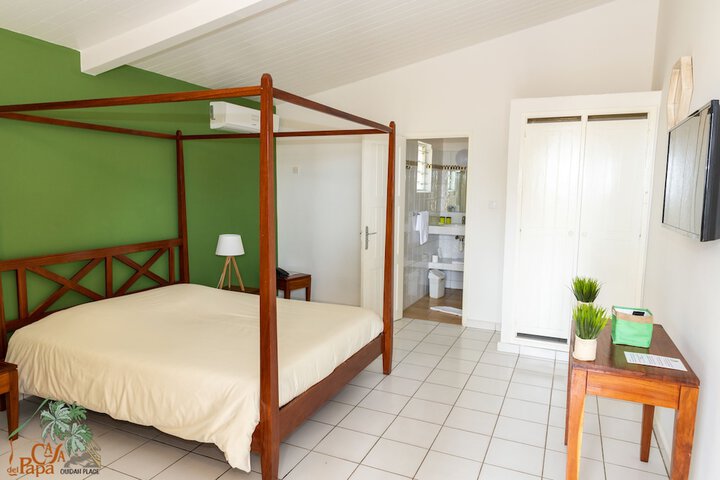 Room 7 of 60
