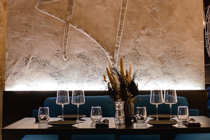 Dining 137 of 253
