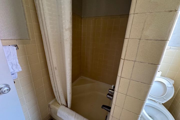 City Double Room (12 of 17)