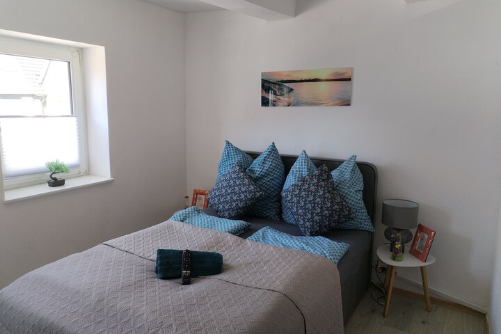 Room 10 of 31