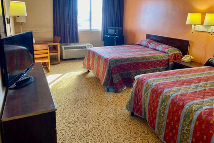 Double Bed (1 of 20)