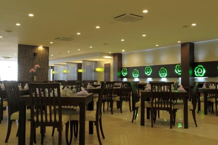 Dining Photos