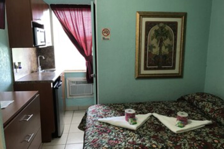Room 15 of 15