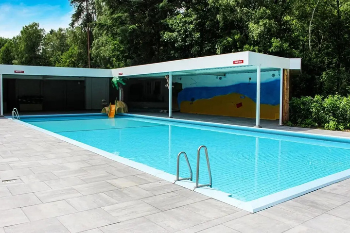 Pool 8 of 11