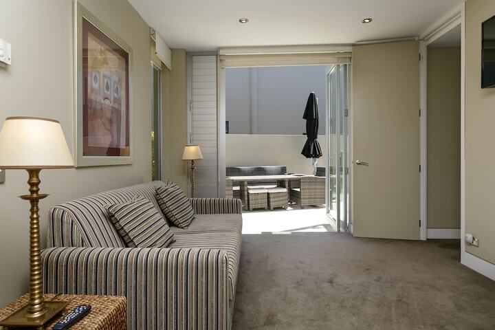 Room 111 of 200