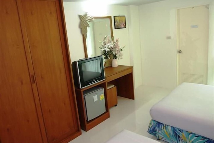 Room 22 of 31