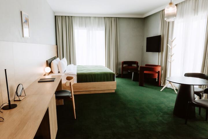 Room 11 of 62