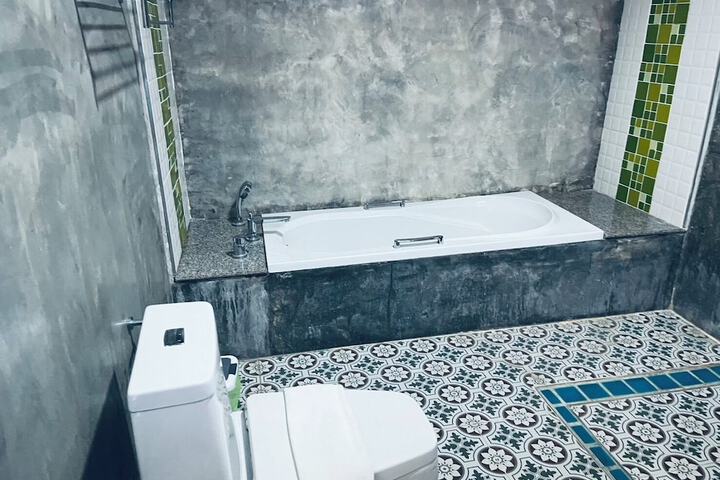 Room 73 of 112