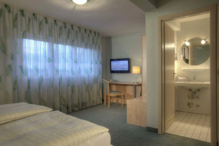 HOTEL ZUR MUEHLE