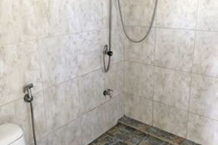 Room 4 of 22