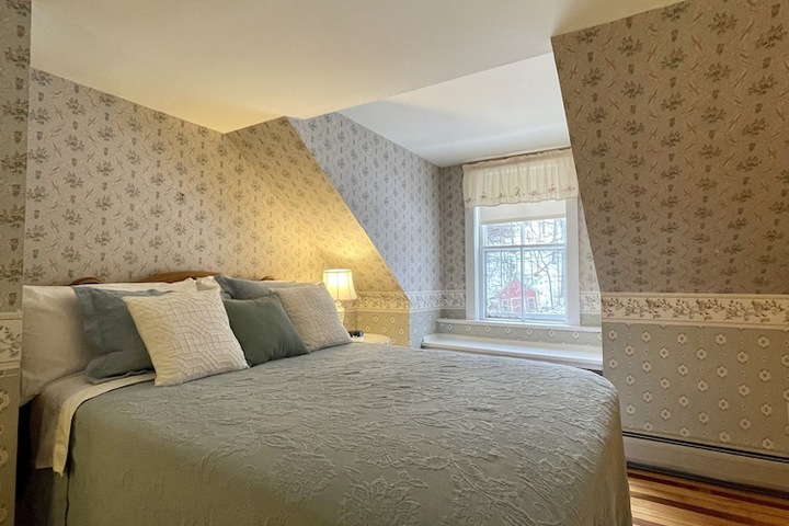 Room 19 of 60