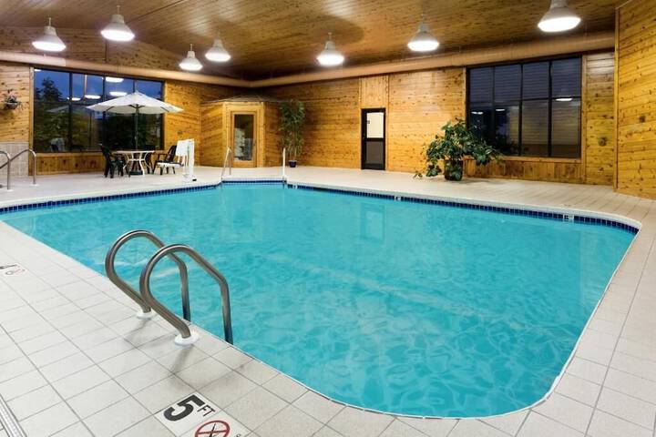 Hotel with Pool