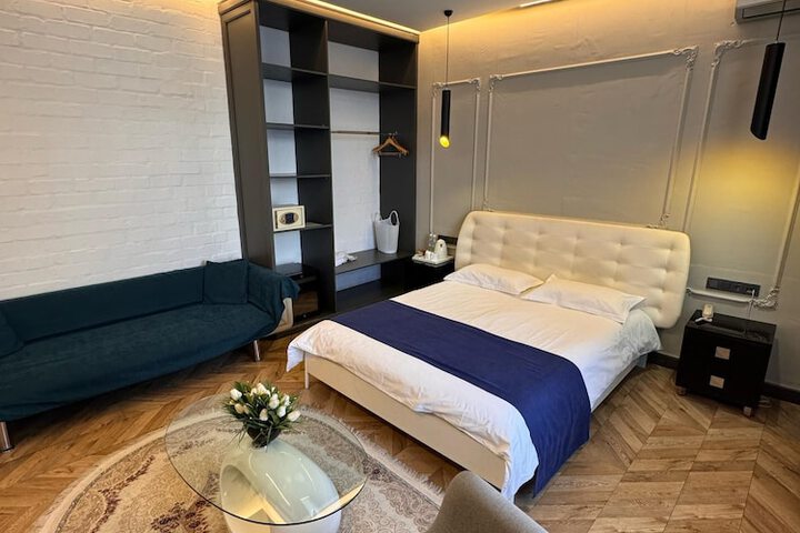 Room 48 of 117