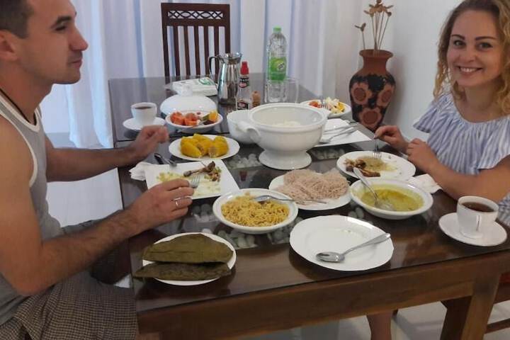 Dining 30 of 55