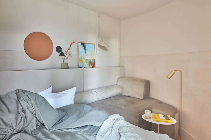 Room 17 of 57