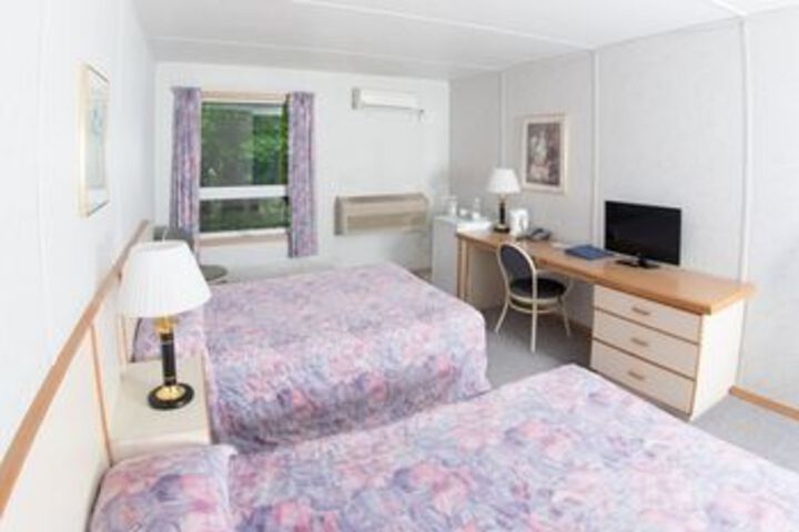 Room 16 of 37