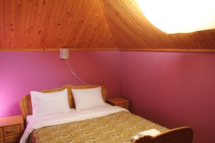 Room 14 of 21
