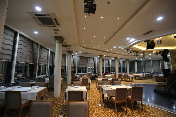 Food court