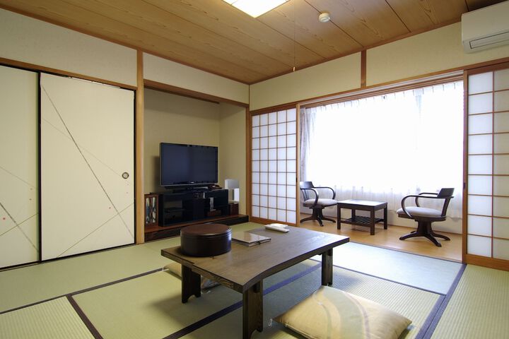 Room 9 of 41