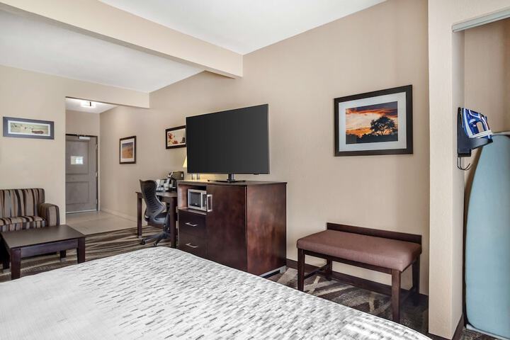 Room 15 of 43