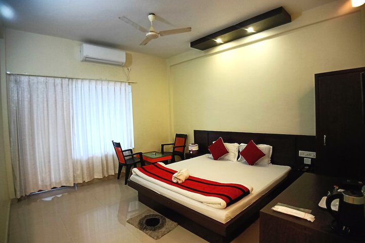 Room 12 of 43