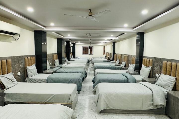 Room 18 of 46