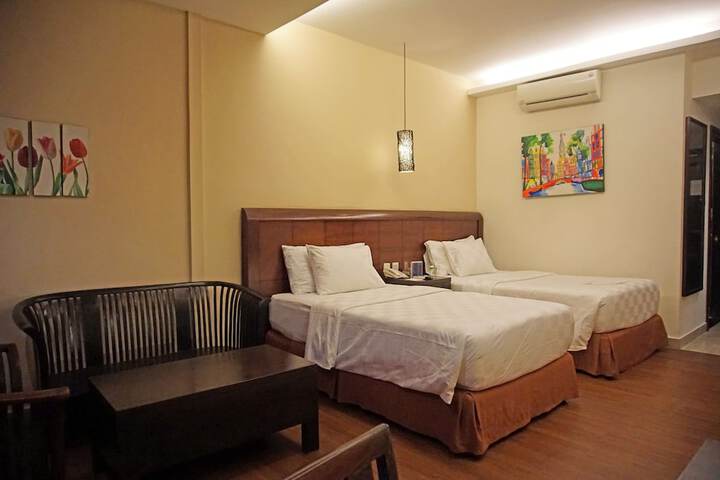 Room 27 of 85