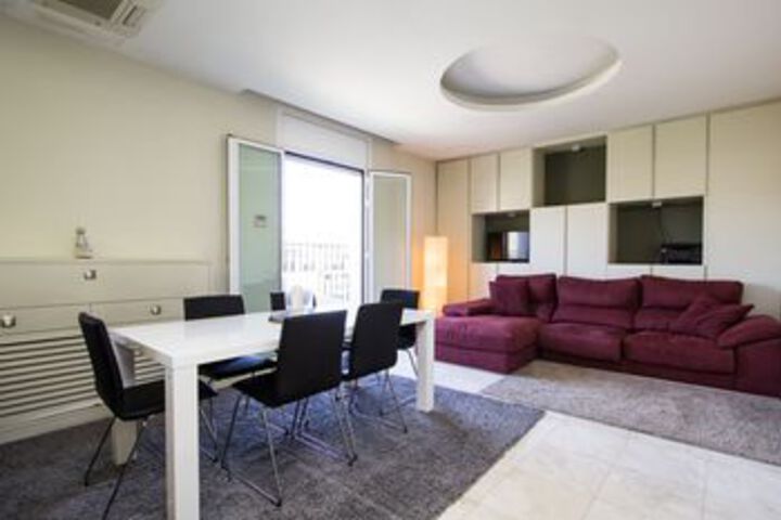 Room 128 of 140