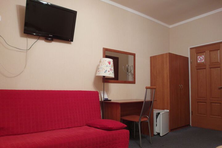 Room 8 of 46