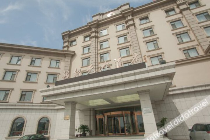 New Era Grand Hotel