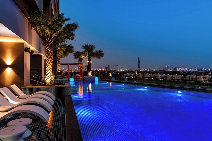 Pool 74 of 116
