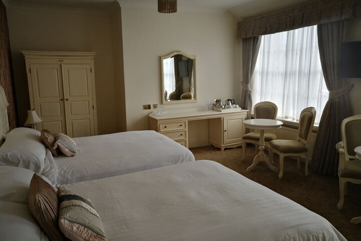 Room 29 of 132
