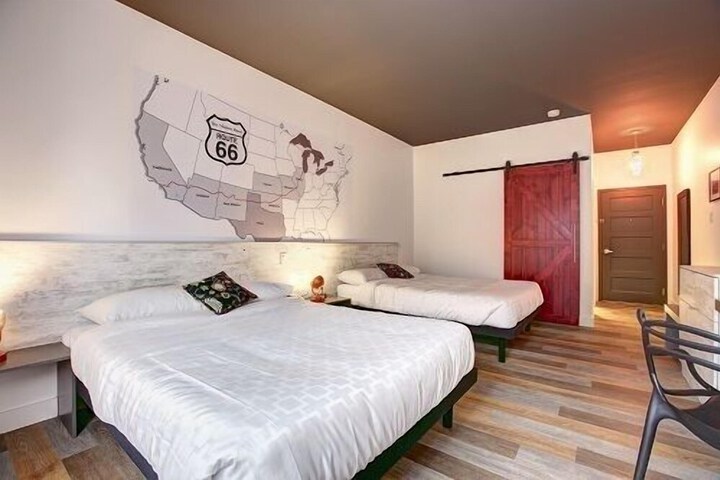 Room 13 of 50