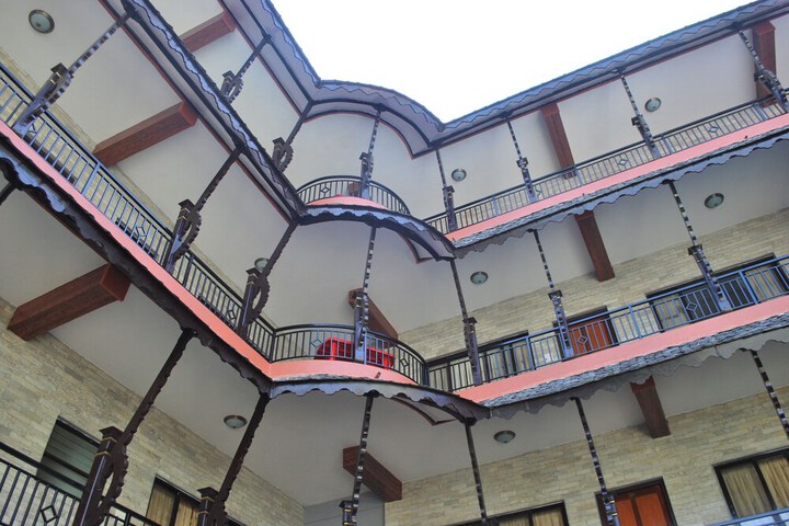 Hotel Entry
